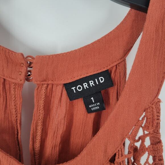 Torrid Orange Crinkle Gauze Crochet Detail Halter Tank 1X - Picture 4 of 10
